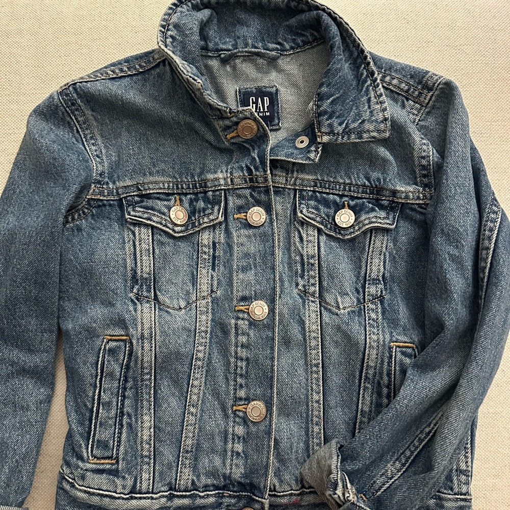 Gap kids denim jacket - like new!